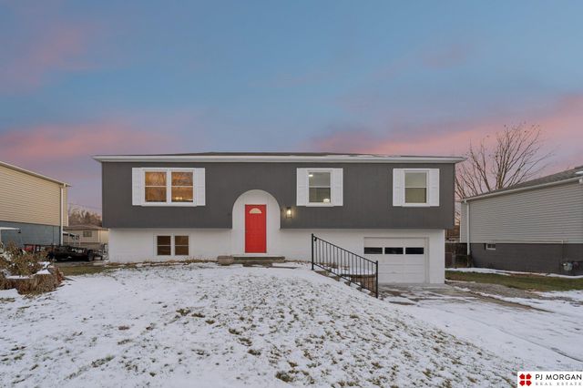 455 Hilltop Avenue, Springfield, NE 68059