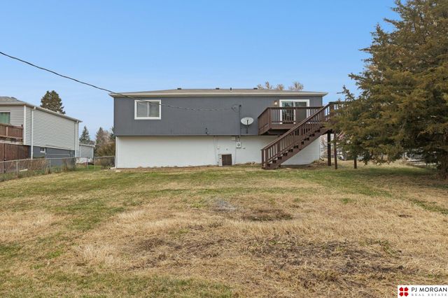 455 Hilltop Avenue, Springfield, NE 68059