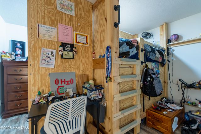 206 Hominy Court, Hubert, NC 28539