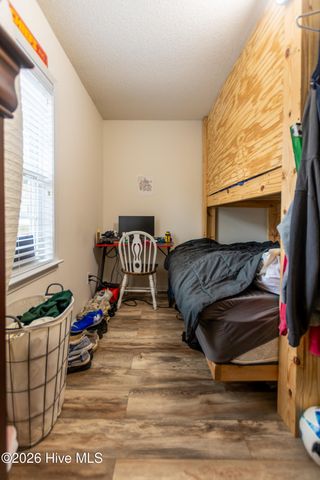 206 Hominy Court, Hubert, NC 28539