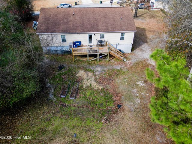 206 Hominy Court, Hubert, NC 28539