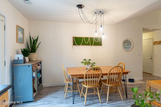 206 Hominy Court, Hubert, NC 28539