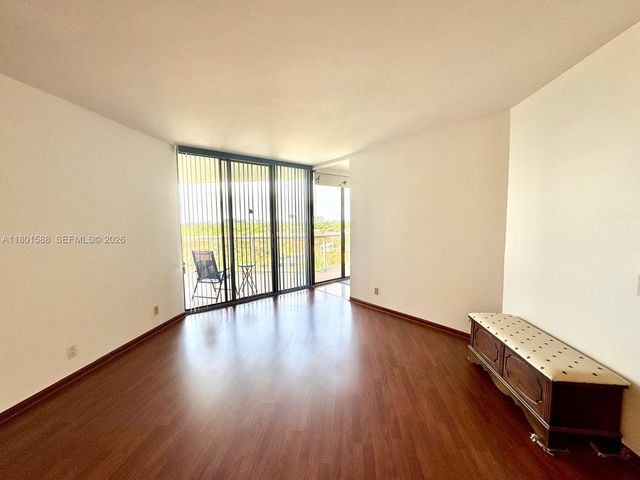 3610 Yacht Club Dr 810, Aventura, FL 33180