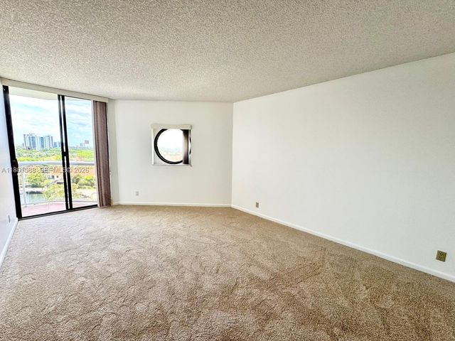 3610 Yacht Club Dr 810, Aventura, FL 33180