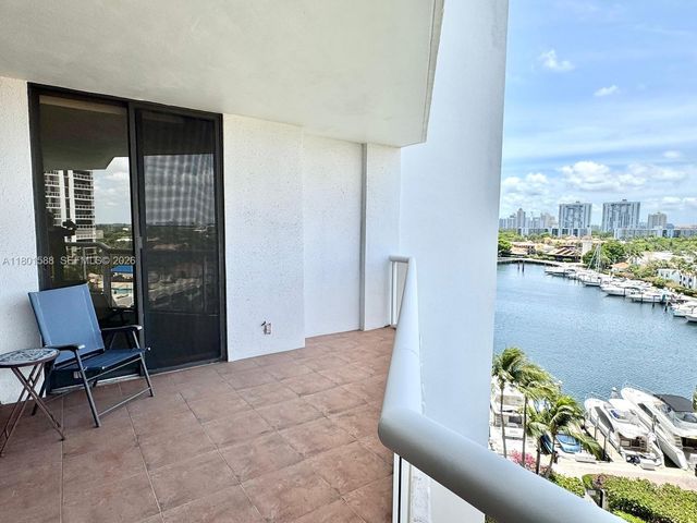 3610 Yacht Club Dr 810, Aventura, FL 33180