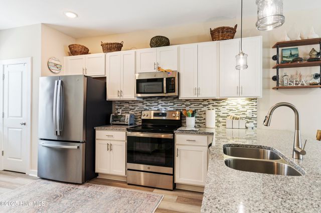 326 Starfish Lane, N Topsail Beach, NC 28460