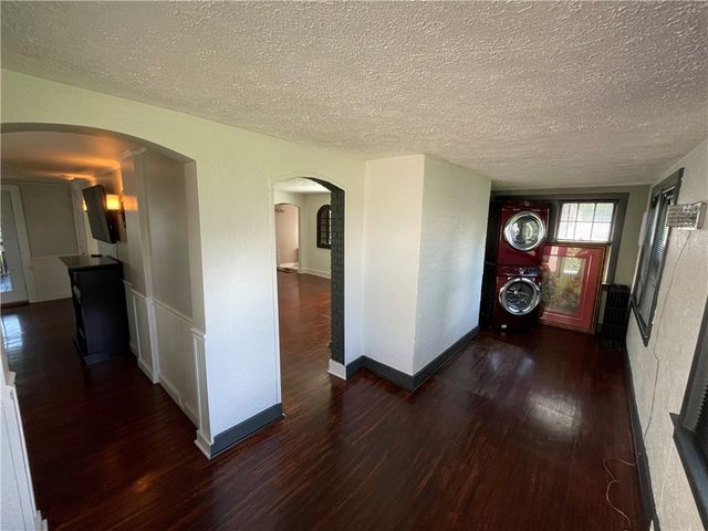41 Bowery Street, Ogden, NY 14559
