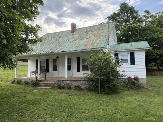 328 Young Branch Rd, Dixon Springs, TN 37057