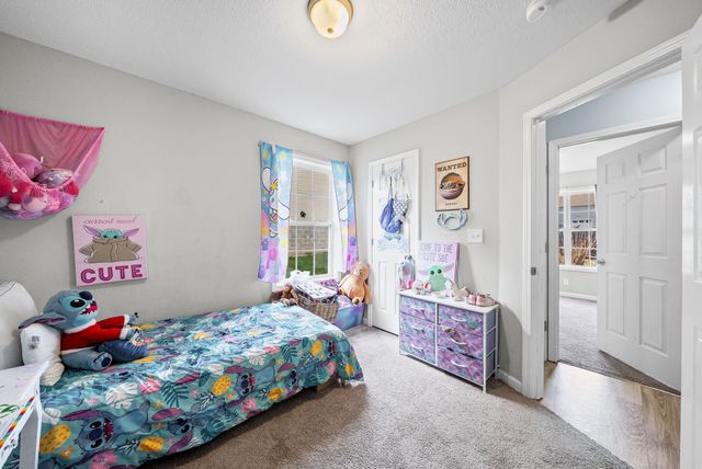 2912 Core Dr, Clarksville, TN 37040