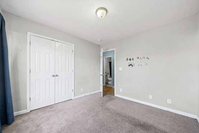 2912 Core Dr, Clarksville, TN 37040