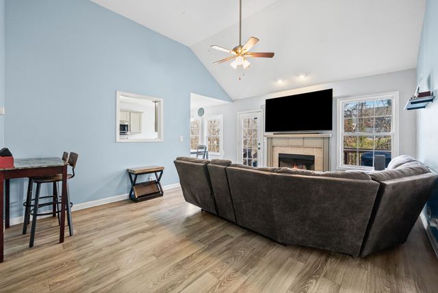 2912 Core Dr, Clarksville, TN 37040