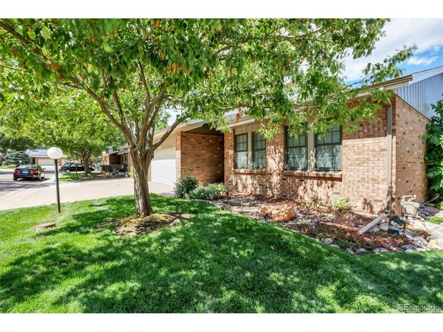 9225 W Jewell Pl 105, Lakewood, CO 80227