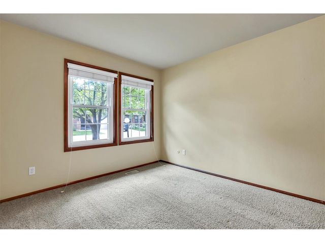9225 W Jewell Pl 105, Lakewood, CO 80227