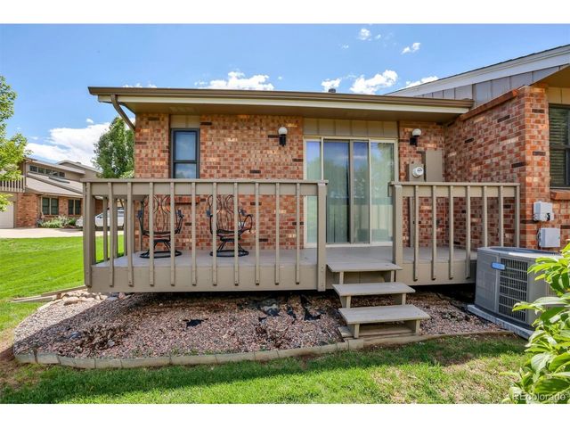 9225 W Jewell Pl 105, Lakewood, CO 80227