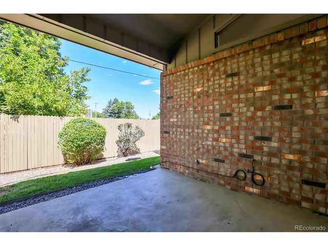 9225 W Jewell Pl 105, Lakewood, CO 80227