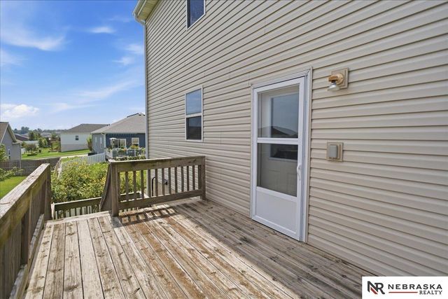 8557 S 64th Street, Omaha, NE 68157