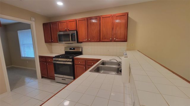 3335 Lakeland Gardens Drive, Katy, TX 77449