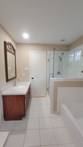 3335 Lakeland Gardens Drive, Katy, TX 77449
