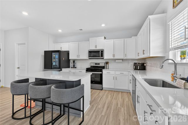 9223 Poquoson Drive, Gastonia, NC 28056