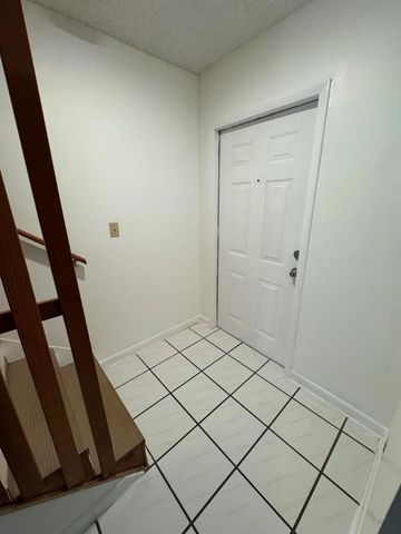 8803-8811 NW 35th Street 8803, Coral Springs, FL 33065