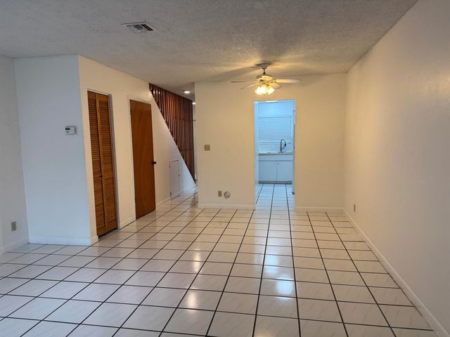 8803-8811 NW 35th Street 8803, Coral Springs, FL 33065