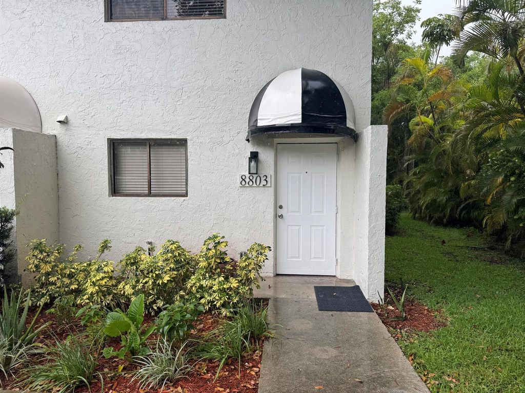 8803-8811 NW 35th Street 8803, Coral Springs, FL 33065