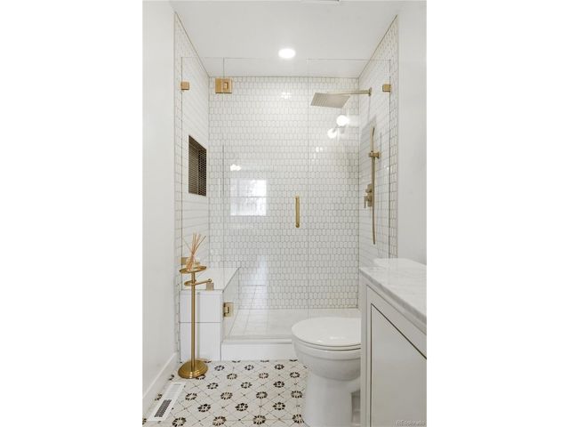 1127 E Kettle Pl, Centennial, CO 80122