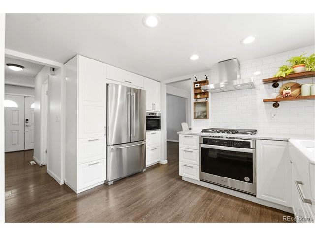 1127 E Kettle Pl, Centennial, CO 80122