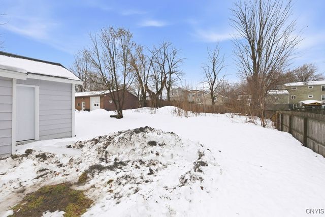 609 Seneca Street, Fulton, NY 13069