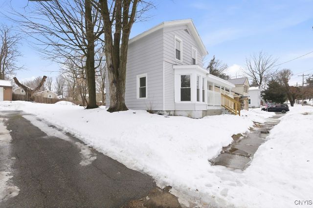 609 Seneca Street, Fulton, NY 13069