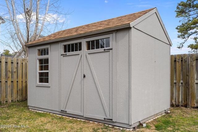 106 Porch Swing Way, Holly Ridge, NC 28445