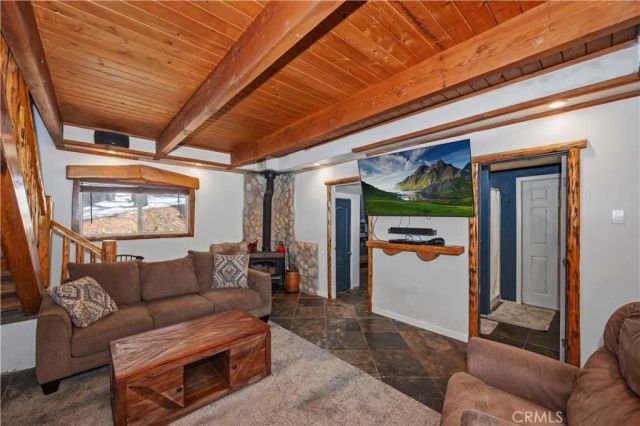 521 Fir Drive, Green Valley Lake, CA 92341