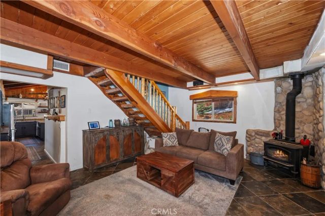 521 Fir Drive, Green Valley Lake, CA 92341