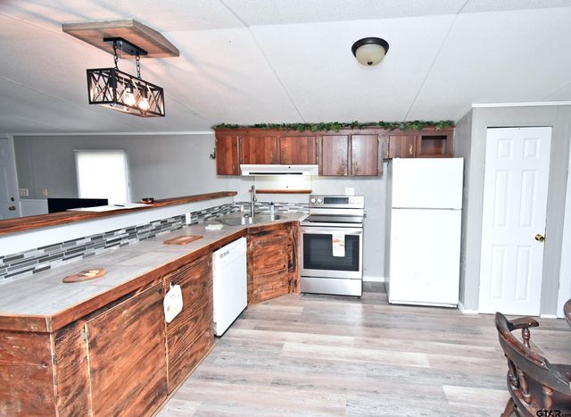 3327 FM 2966, Quitman, TX 75783