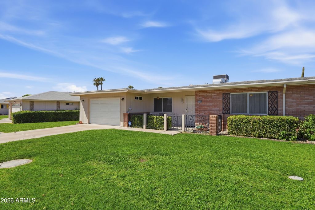 10869 W CLAIR Drive, Sun City, AZ 85351 — photo 3