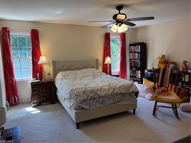 1007 Harvest Time Way, Greensboro, NC 27410