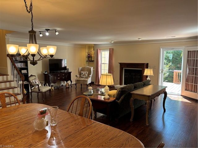 1007 Harvest Time Way, Greensboro, NC 27410