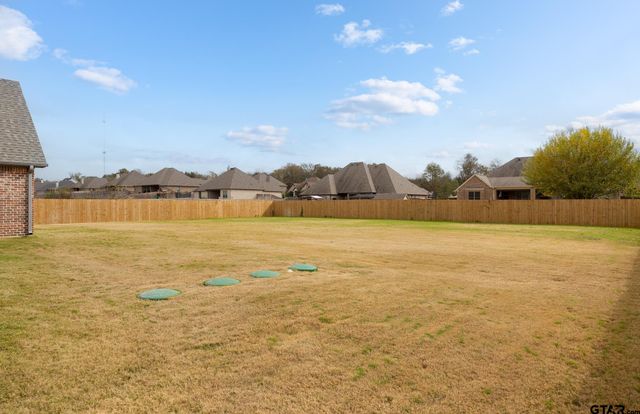 507 Artesian Meadow, Bullard, TX 75757