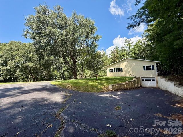30 & 32 Gravely Branch Road, Fletcher, NC 28732