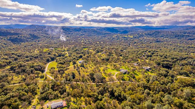 3335 Wildcat Road, Mariposa, CA 95338