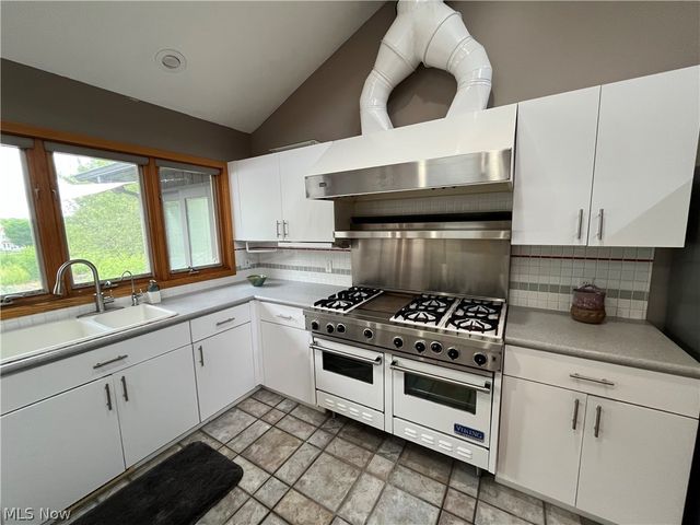3513 Stimson Road, Norton, OH 44203