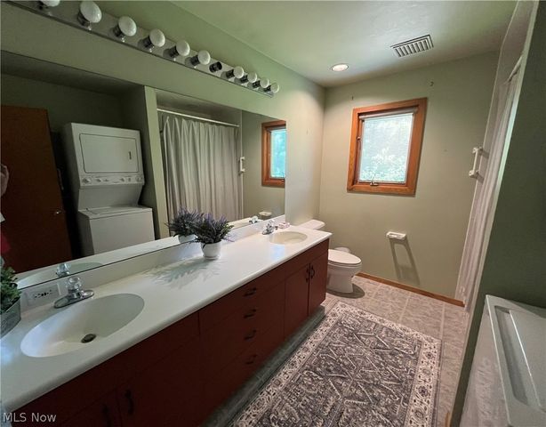 3513 Stimson Road, Norton, OH 44203