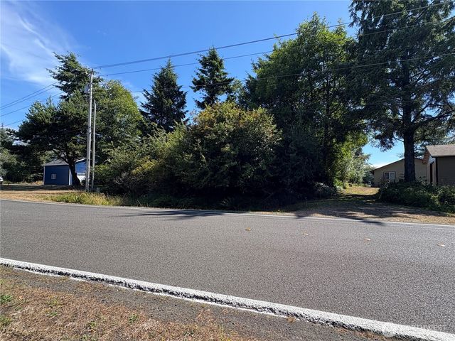 991 Mount Olympus Avenue SE, Ocean Shores, WA 98569