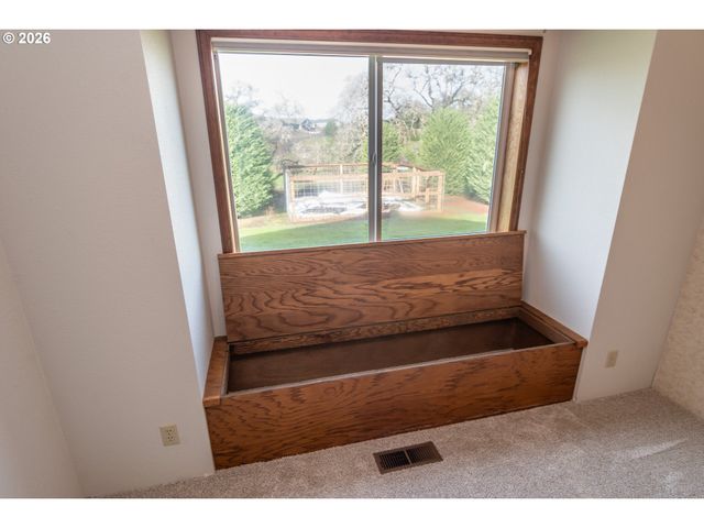 199 BLANDS Ln, Roseburg, OR 97471