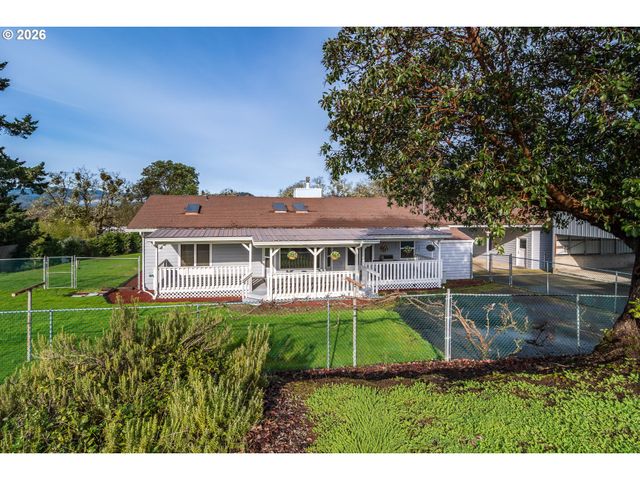 199 BLANDS Ln, Roseburg, OR 97471