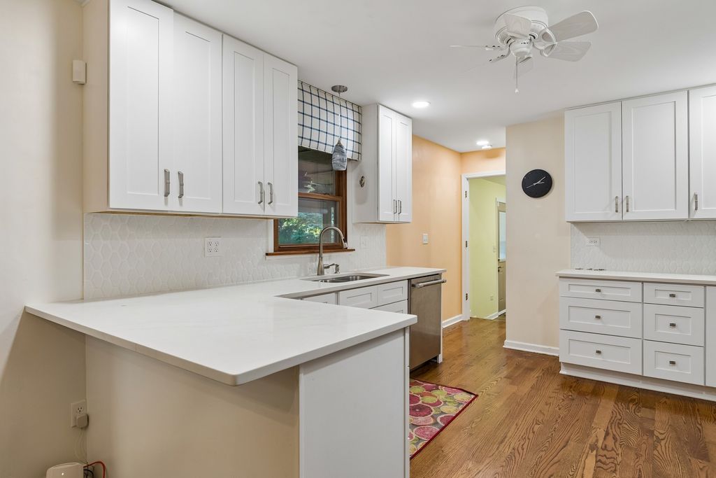 16203 S Serenity Drive, Plainfield, IL 60586 — photo 5