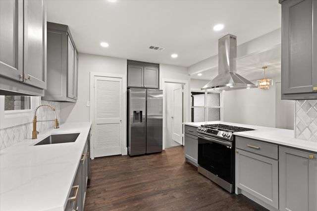 4518 Fairway Avenue, Highland Park, TX 75219