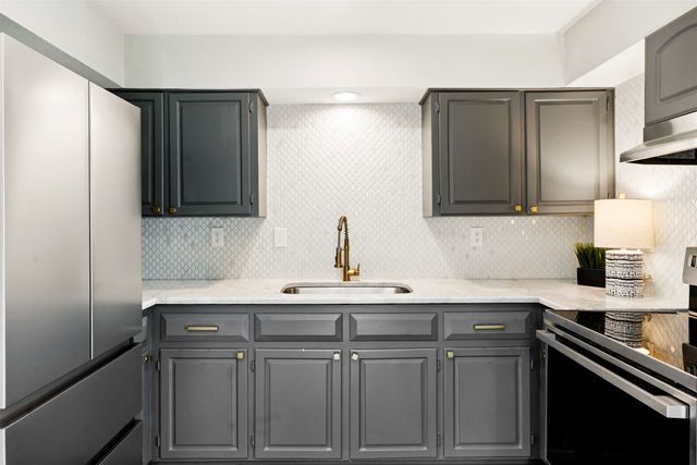 4518 Fairway Avenue, Highland Park, TX 75219