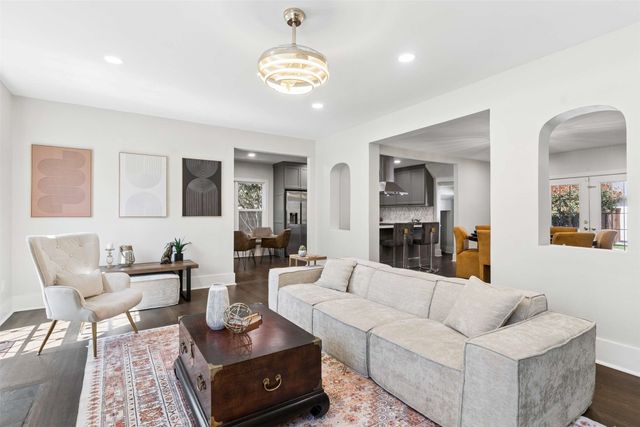 4518 Fairway Avenue, Highland Park, TX 75219