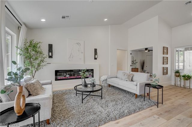2728 Showcase Drive, Las Vegas, NV 89134
